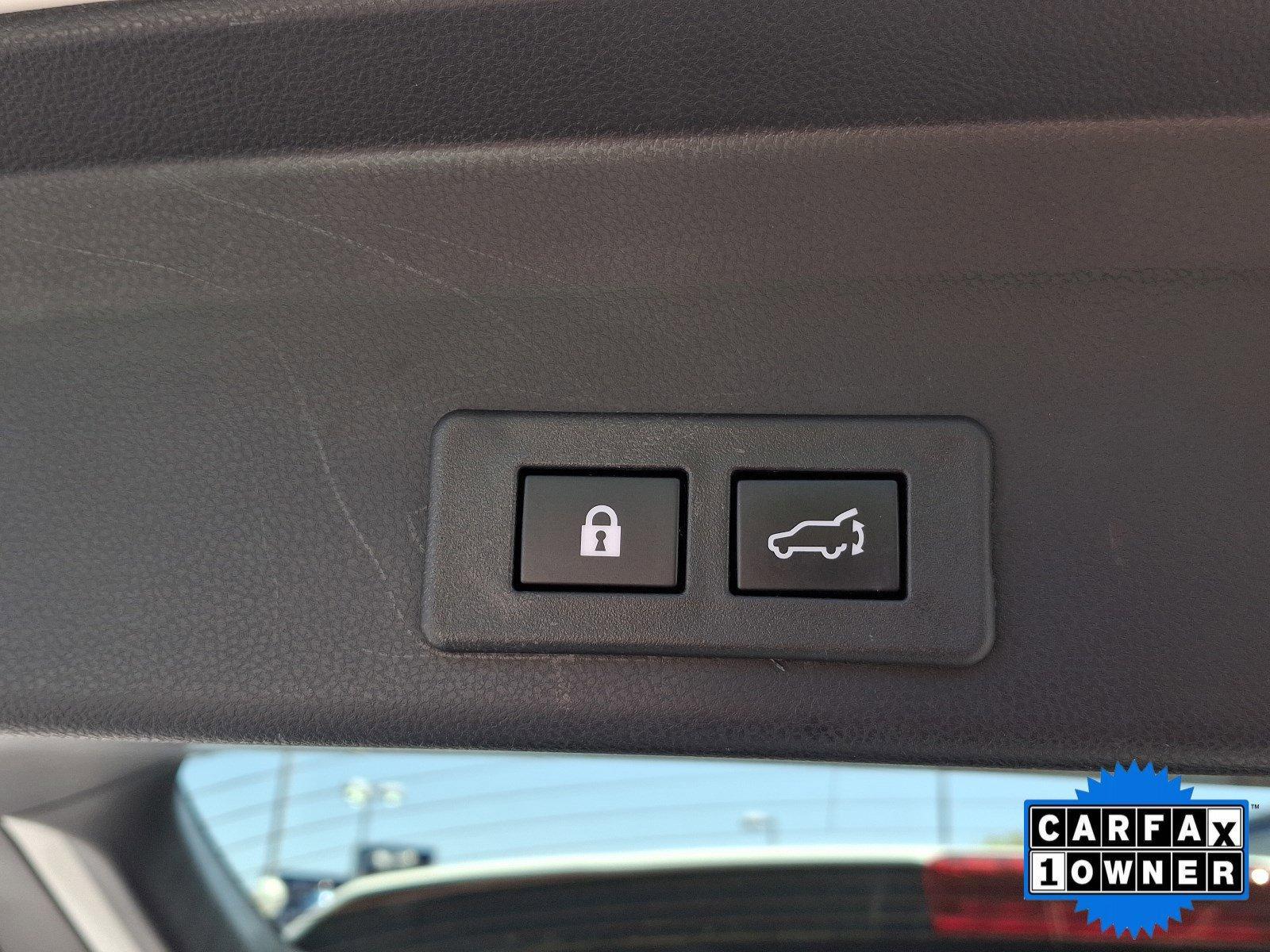 2022 Subaru Ascent Vehicle Photo in Harrisburg, PA 17111