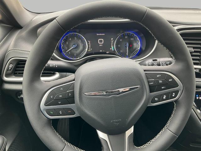 2025 Chrysler Pacifica Vehicle Photo in Oshkosh, WI 54901