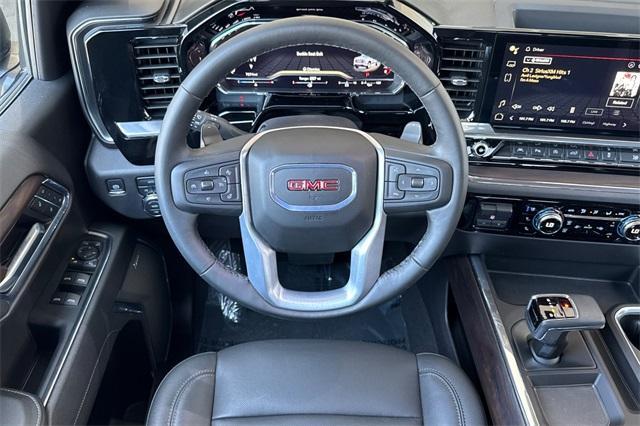 2024 GMC Sierra 1500 Vehicle Photo in ELK GROVE, CA 95757-8703