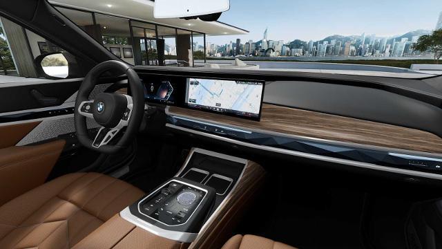 2025 BMW 760i xDrive Vehicle Photo in GRAPEVINE, TX 76051