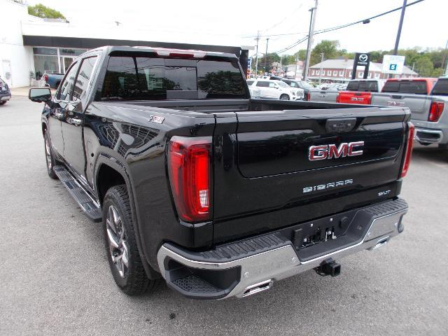 2025 GMC Sierra 1500 Vehicle Photo in LOWELL, MA 01852-4336