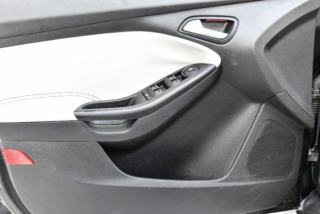 2012 Ford Focus Vehicle Photo in DALLAS, TX 75235
