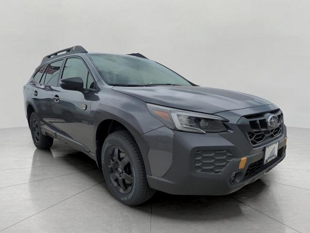 2025 Subaru Outback Vehicle Photo in Green Bay, WI 54304