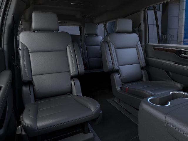 2025 Chevrolet Suburban Vehicle Photo in KANSAS CITY, MO 64114-4502