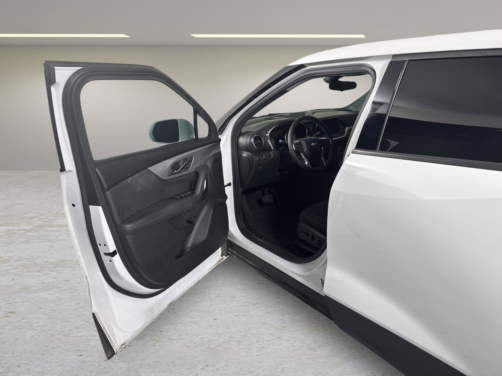 2019 Chevrolet Blazer Vehicle Photo in GEORGETOWN, TX 78626-7508