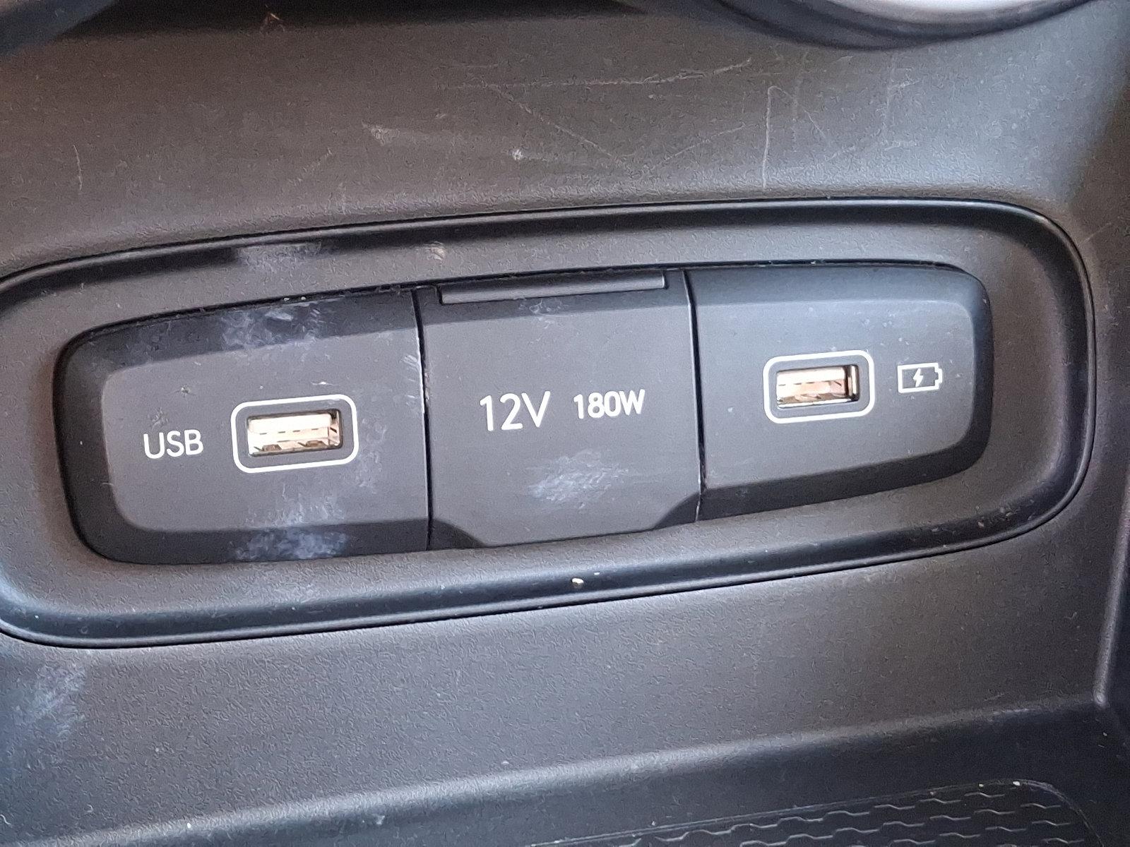 2022 Hyundai VENUE Vehicle Photo in Trevose, PA 19053