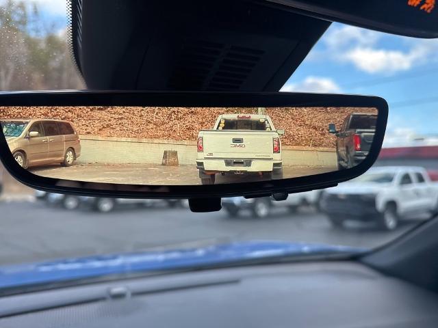 2025 Chevrolet Equinox Vehicle Photo in MARION, NC 28752-6372