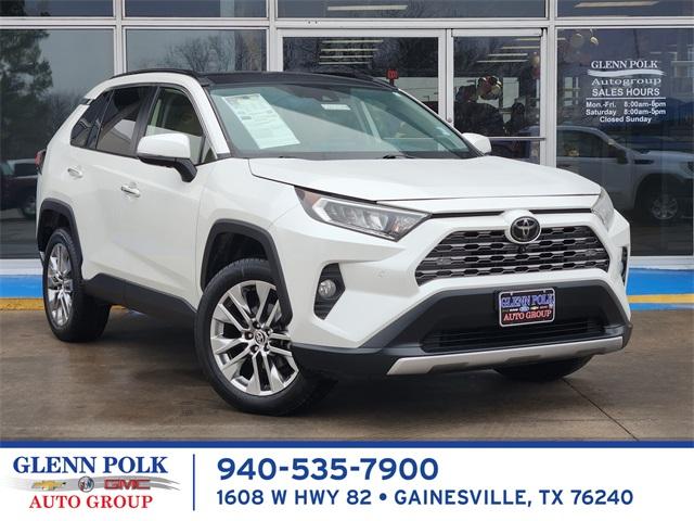 2020 Toyota RAV4 Vehicle Photo in GAINESVILLE, TX 76240-2013