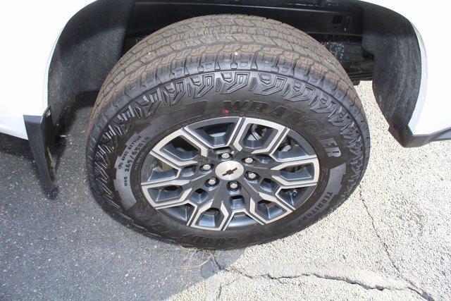 2025 Chevrolet Colorado Vehicle Photo in SAINT CLAIRSVILLE, OH 43950-8512