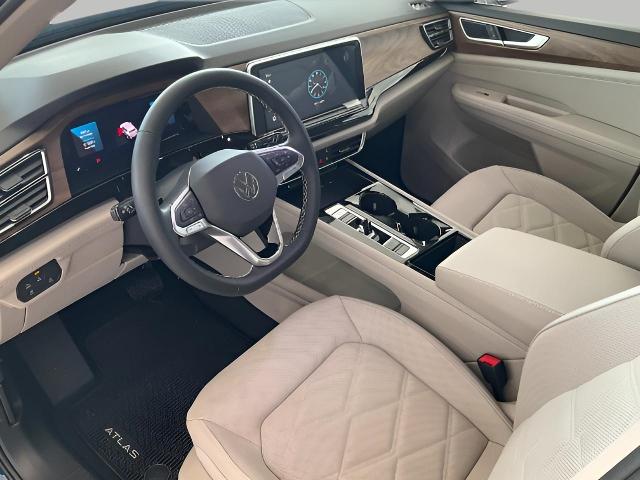2025 Volkswagen Atlas Vehicle Photo in Oshkosh, WI 54904