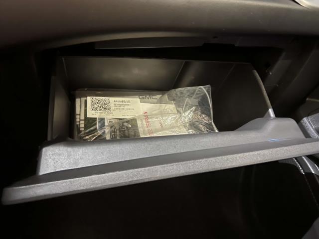 2022 GMC Terrain Vehicle Photo in Roslyn, NY 11576
