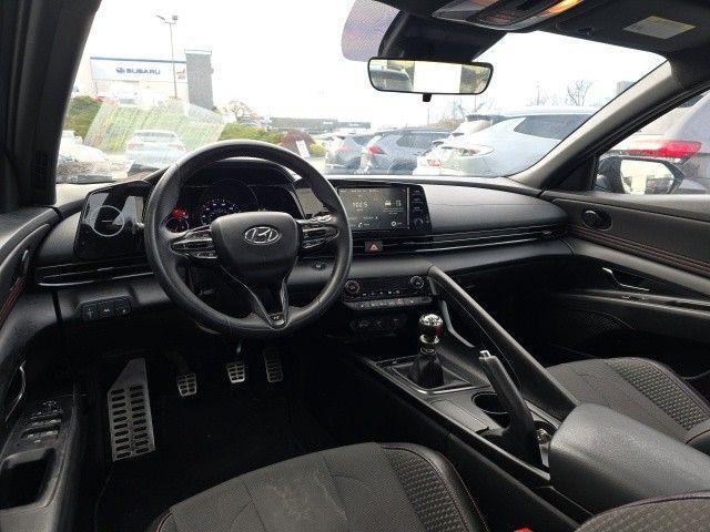 2022 Hyundai ELANTRA Vehicle Photo in Pleasant Hills, PA 15236