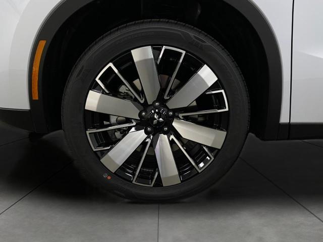 2025 Mitsubishi Outlander Vehicle Photo in Appleton, WI 54913