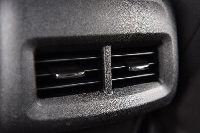 2020 Chevrolet Equinox Vehicle Photo in Ballwin, MO 63011