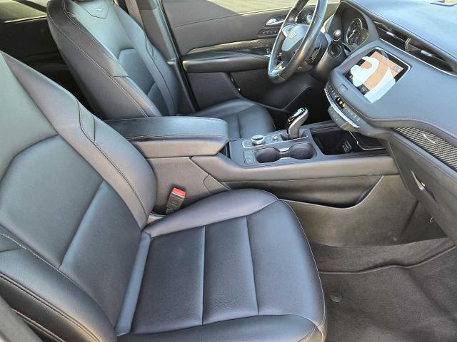 2022 Cadillac XT4 Vehicle Photo in DENTON, TX 76210-9321