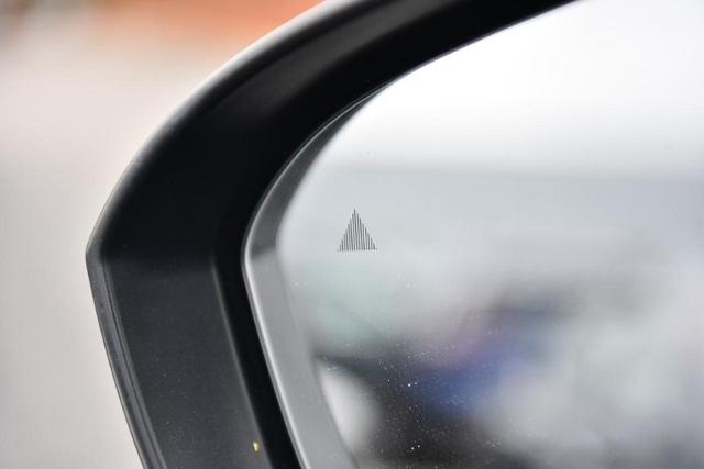 2024 Nissan Rogue Vehicle Photo in Ballwin, MO 63011