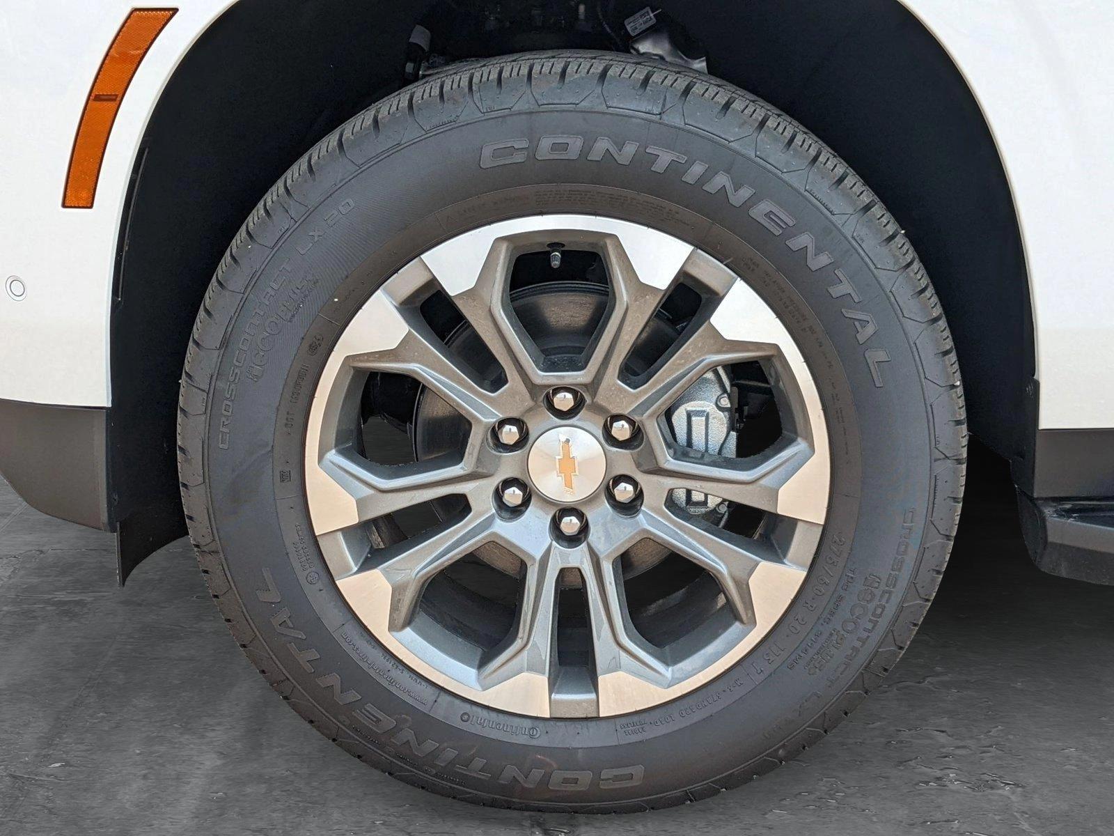 2025 Chevrolet Suburban Vehicle Photo in MIAMI, FL 33134-2699