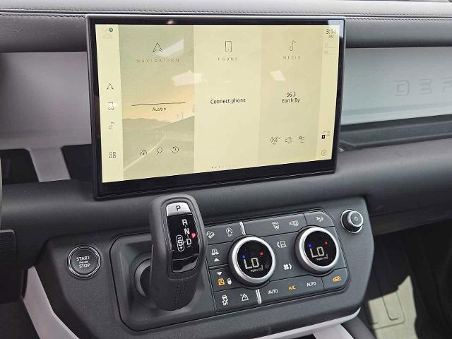 2025 Defender Vehicle Photo in AUSTIN, TX 78717