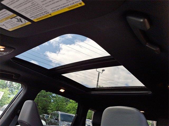 2025 INFINITI QX60 Vehicle Photo in Willow Grove, PA 19090