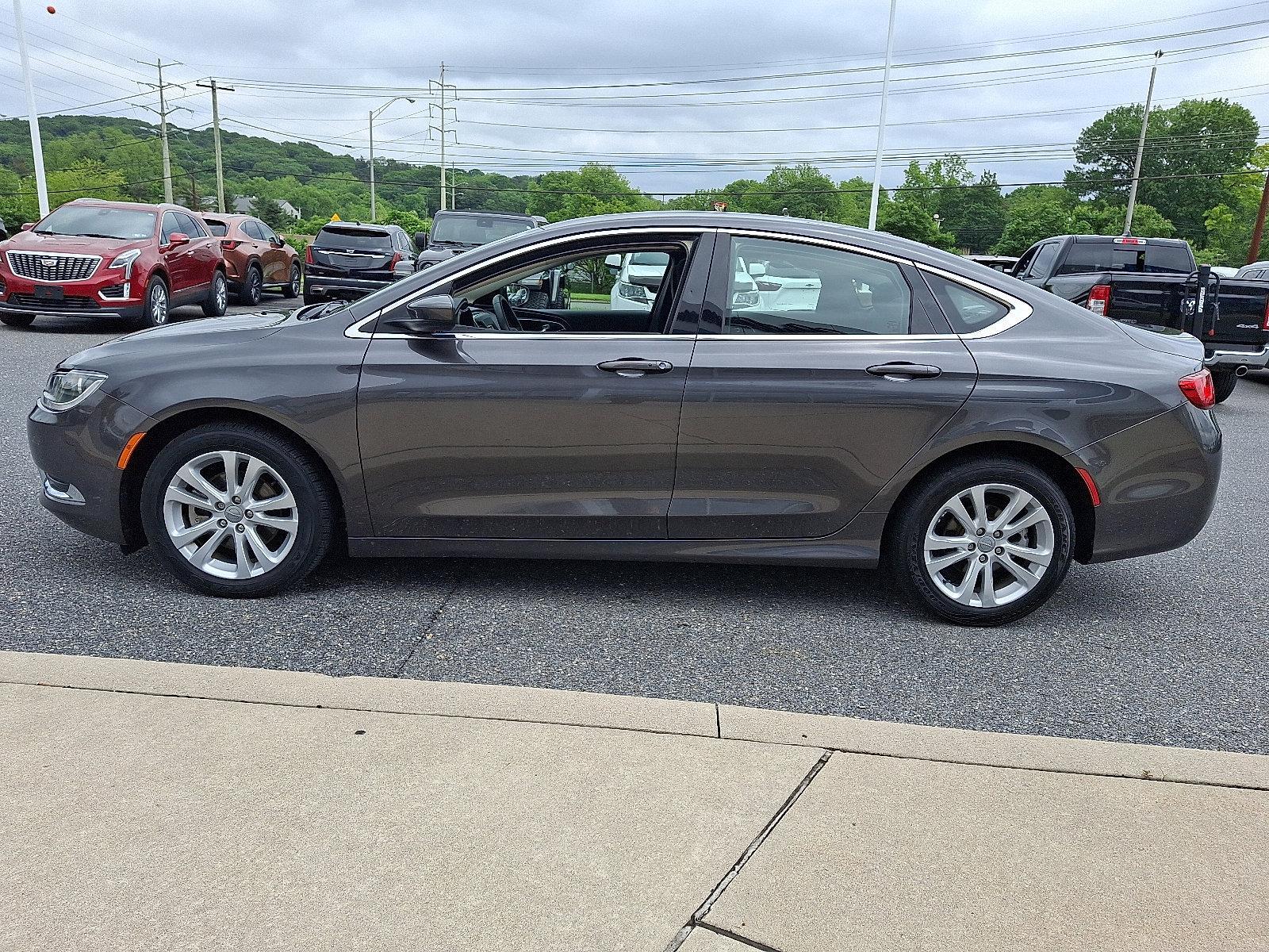 2015 Chrysler 200 Vehicle Photo in BETHLEHEM, PA 18017-9401