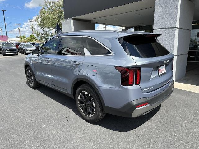 2025 Kia Sorento Vehicle Photo in Tucson, AZ 85712