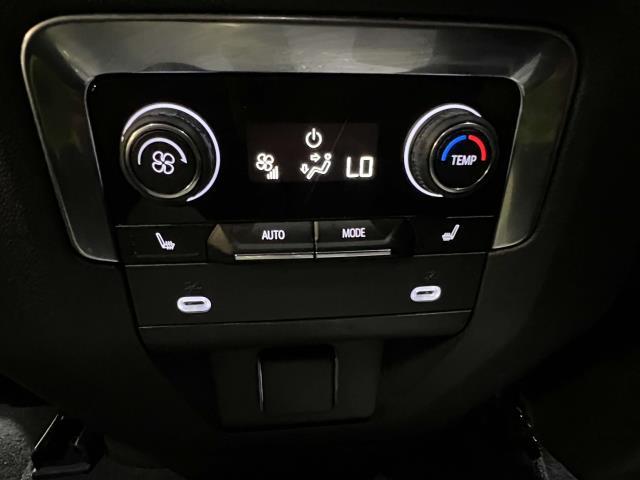2021 Chevrolet Suburban Vehicle Photo in Roslyn, NY 11576