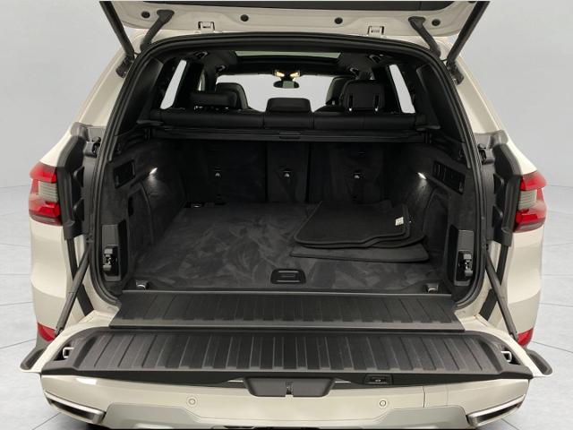 2022 BMW X5 xDrive40i Vehicle Photo in Appleton, WI 54913