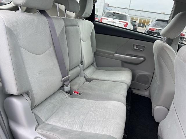 2014 Toyota Prius v Vehicle Photo in GREEN BAY, WI 54304-5303