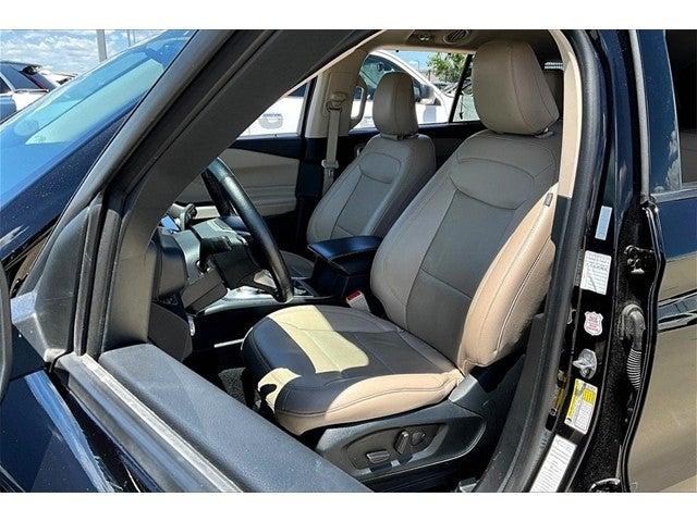 2023 Ford Explorer Vehicle Photo in Grapevine, TX 76051