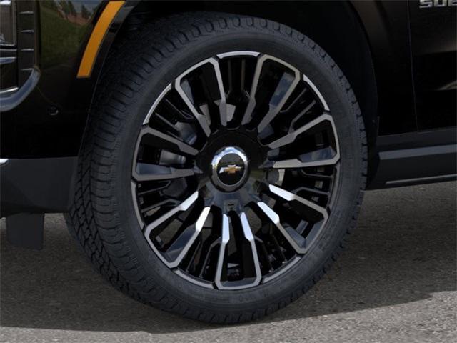 2025 Chevrolet Suburban Vehicle Photo in ENGLEWOOD, CO 80113-6708