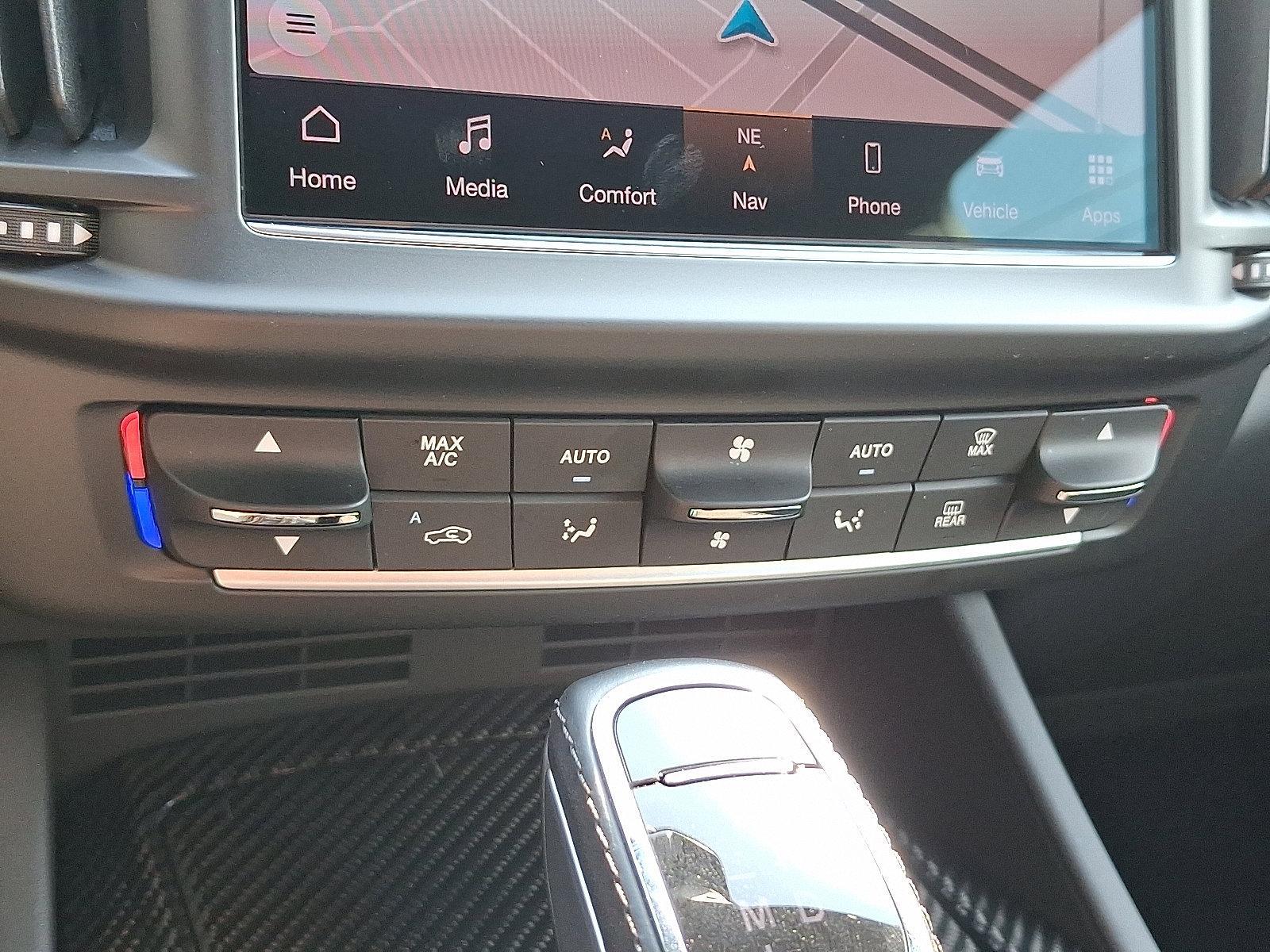 2024 Maserati Levante Vehicle Photo in Willow Grove, PA 19090