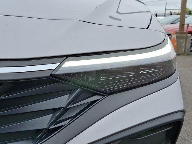 2025 Hyundai ELANTRA Vehicle Photo in Philadelphia, PA 19116