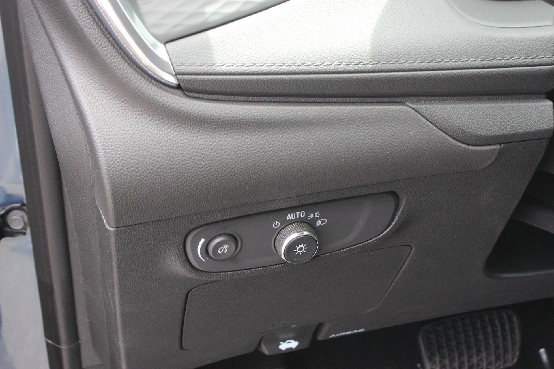 2026 Buick Encore GX Vehicle Photo in AURORA, CO 80012-4011