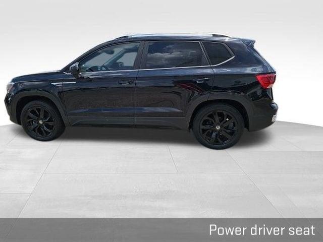 2022 Volkswagen Taos Vehicle Photo in Fishers, IN 46038