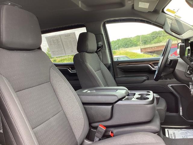 2025 Chevrolet Silverado 1500 Vehicle Photo in GARDNER, MA 01440-3110
