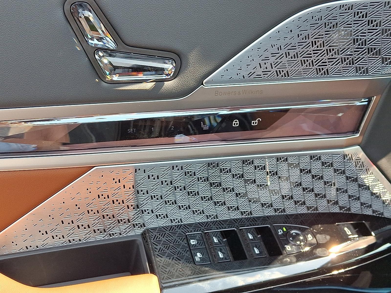 2025 BMW 760i xDrive Vehicle Photo in Lancaster, PA 17601
