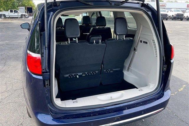 2018 Chrysler Pacifica Vehicle Photo in INDEPENDENCE, MO 64055-1314