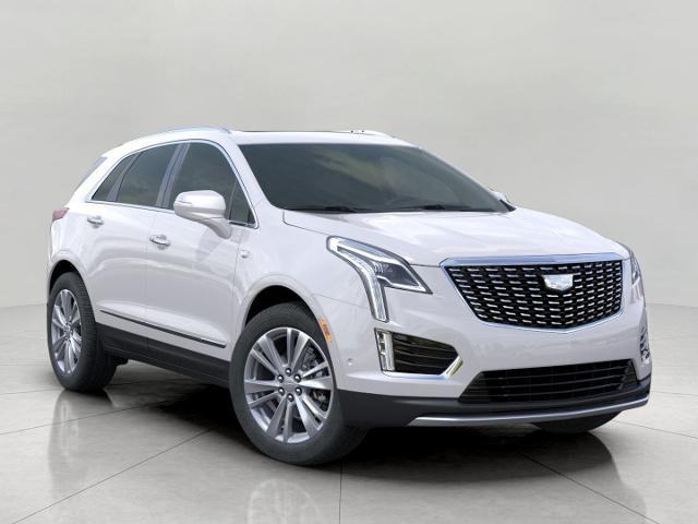 2025 Cadillac XT5 Vehicle Photo in GREEN BAY, WI 54303-3330