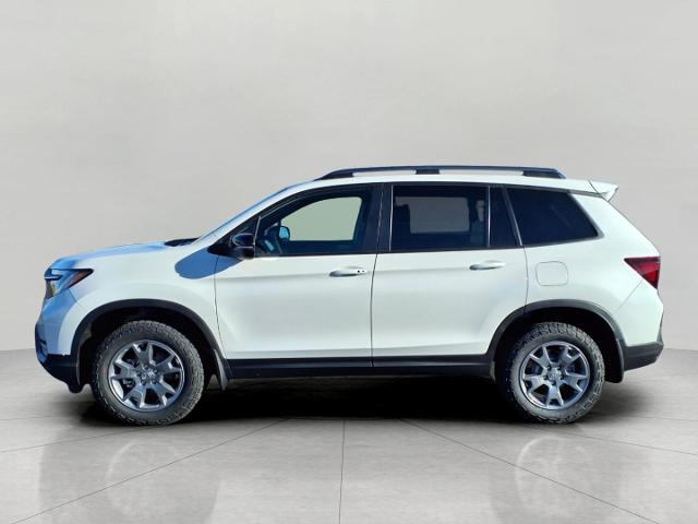 2025 Honda Passport Vehicle Photo in Oshkosh, WI 54904