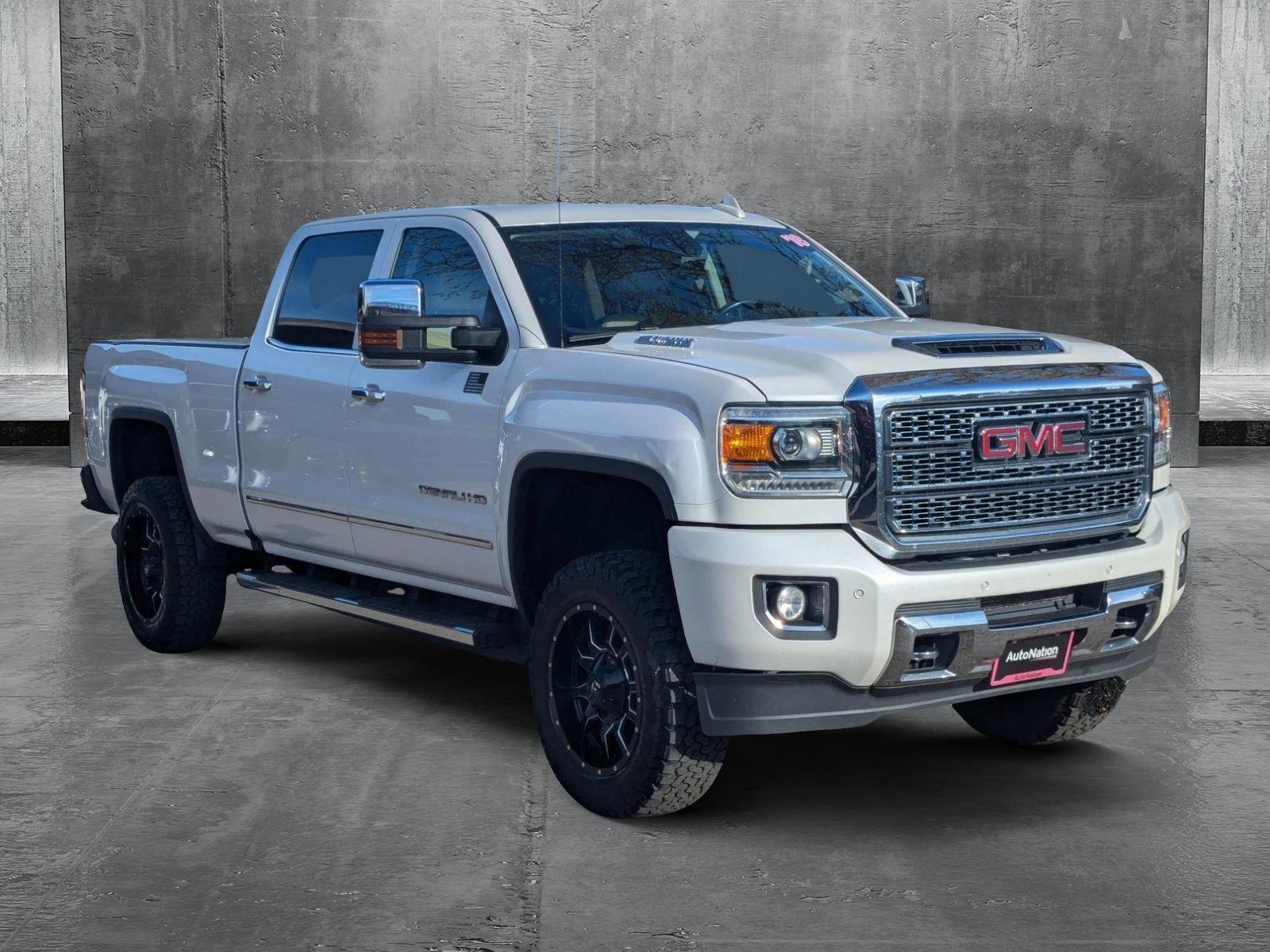 2018 GMC Sierra 2500HD Vehicle Photo in LONE TREE, CO 80124-2750