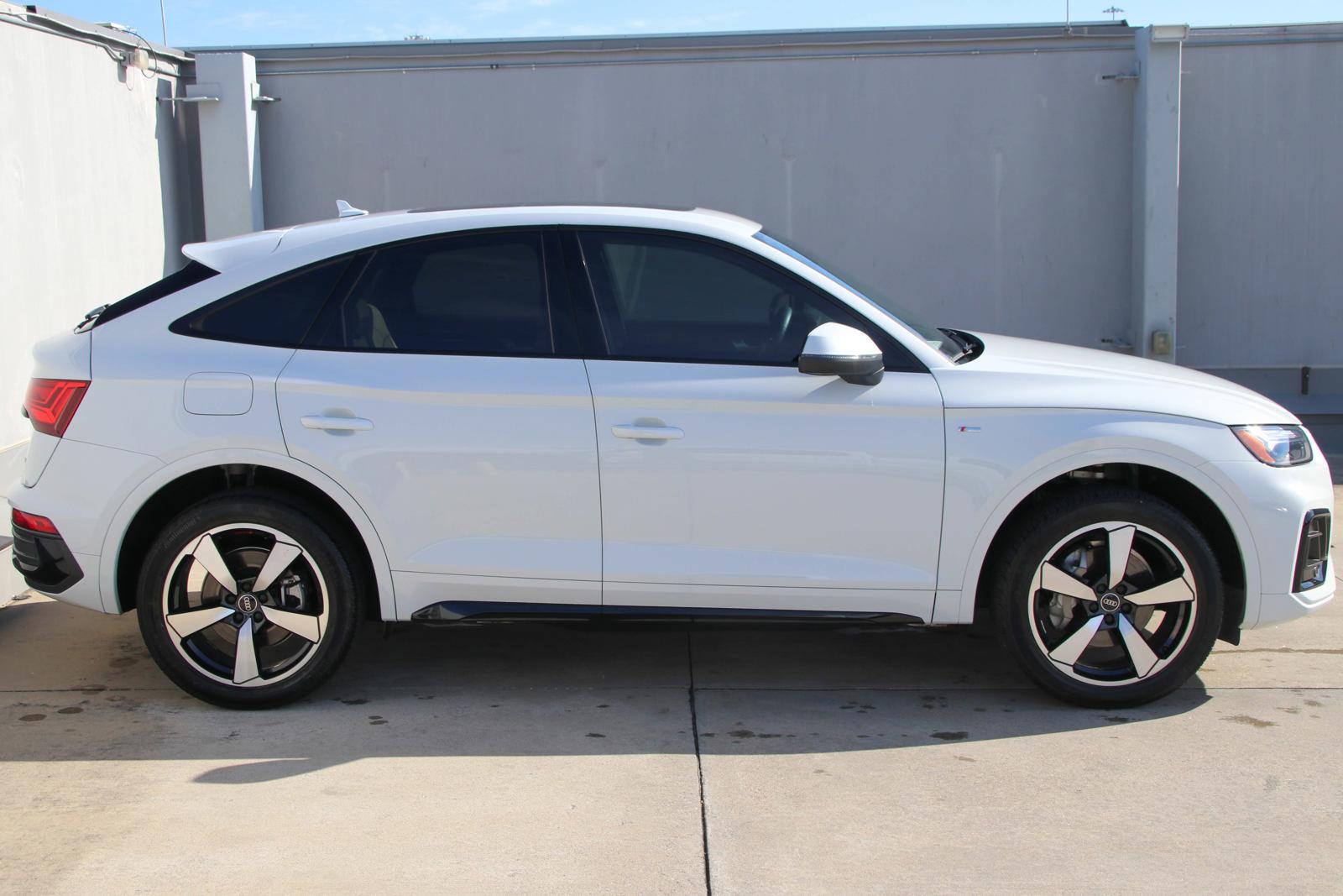 2023 Audi Q5 Sportback Vehicle Photo in SUGAR LAND, TX 77478