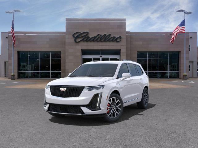 2025 Cadillac XT6 Vehicle Photo in KANSAS CITY, MO 64114-4545