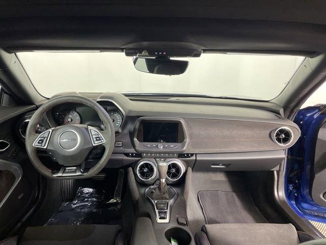 2022 Chevrolet Camaro Vehicle Photo in PHOENIX, AZ 85014-3381