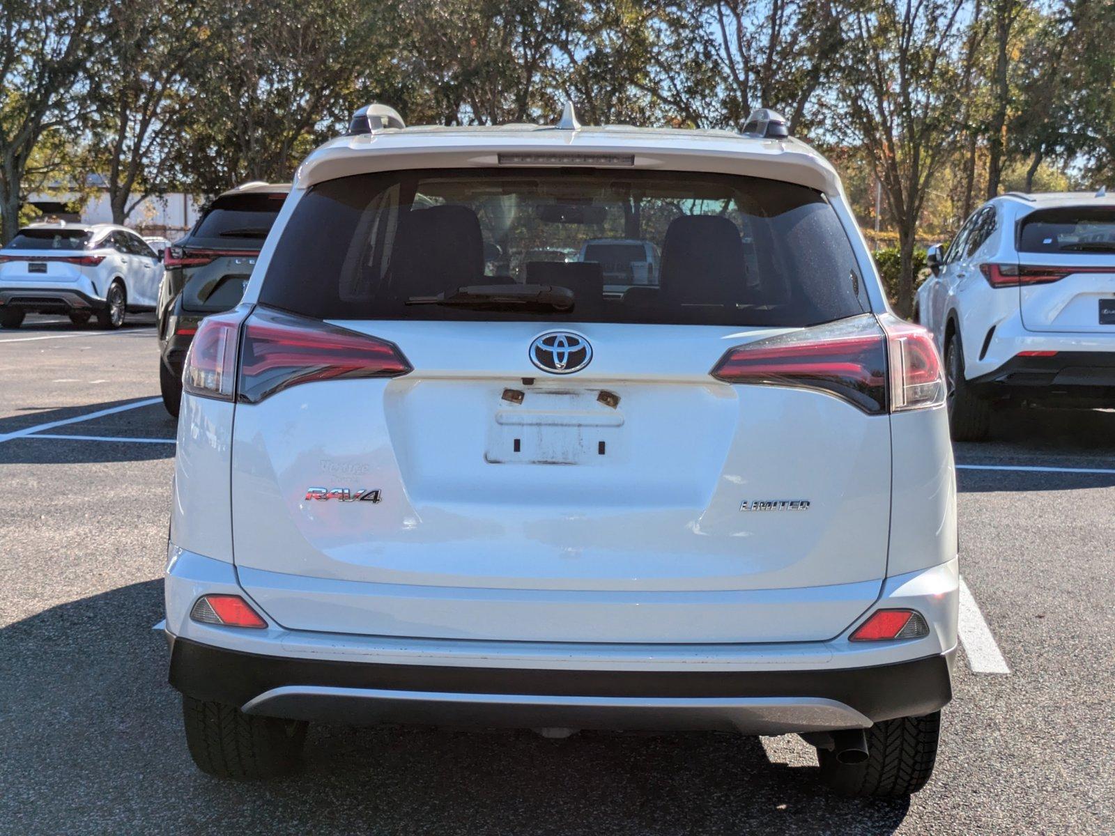 2018 Toyota RAV4 Vehicle Photo in Winter Park, FL 32792