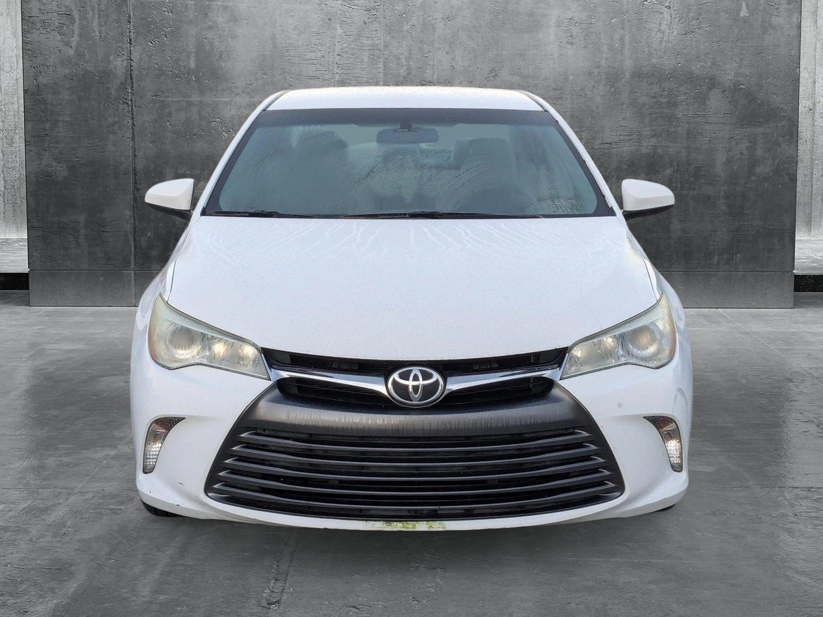 2015 Toyota Camry Vehicle Photo in PEMBROKE PINES, FL 33024-6534