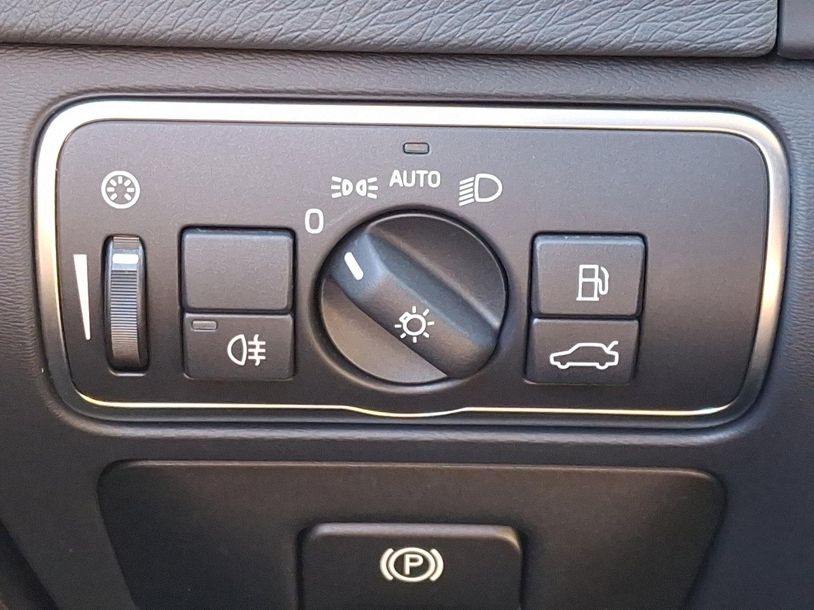 2018 Volvo S60 Vehicle Photo in Lancaster, PA 17601