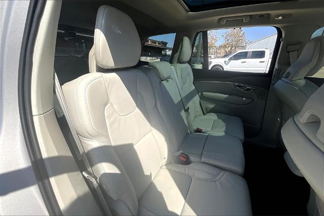 2025 Volvo XC90 Vehicle Photo in Houston, TX 77007