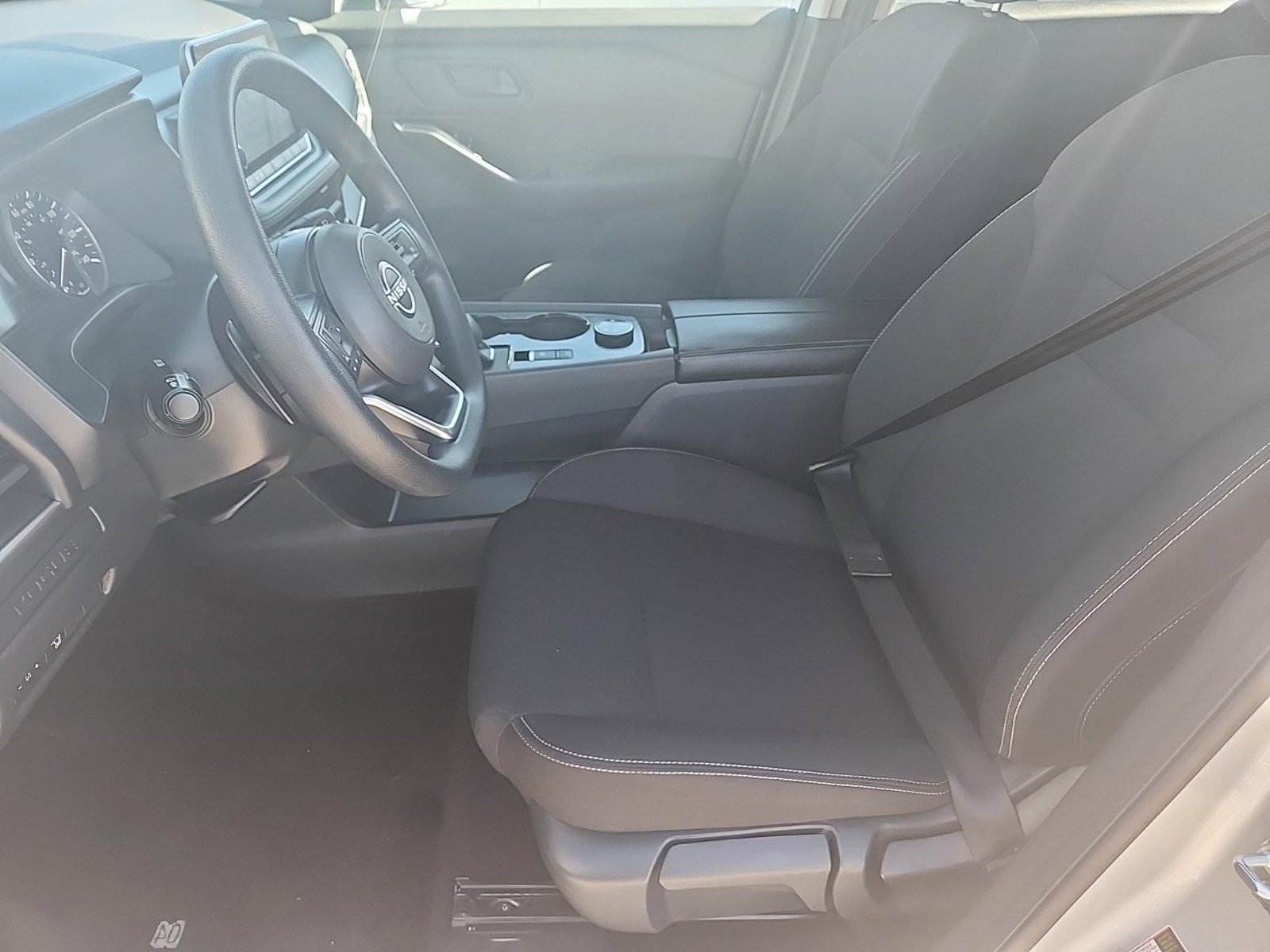 2024 Nissan Rogue Vehicle Photo in Albuquerque, NM 87110