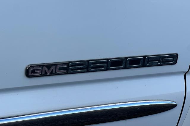 2004 GMC Sierra 2500 HD Vehicle Photo in SPOKANE, WA 99202-2191