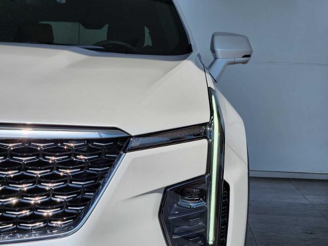 2025 Cadillac XT4 Vehicle Photo in HOUSTON, TX 77079